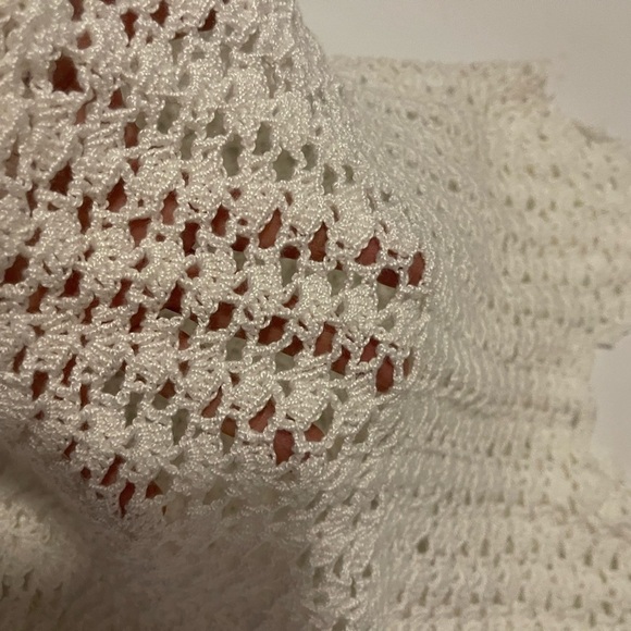 crochet sleevless top OS - Picture 2 of 2